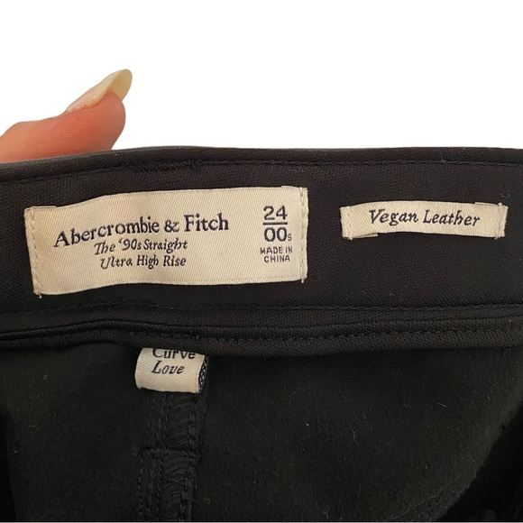 Abercrombie & Fitch Vegan Leather Crossover 90s Straight Ultra High Rise Pants - Picture 9 of 13